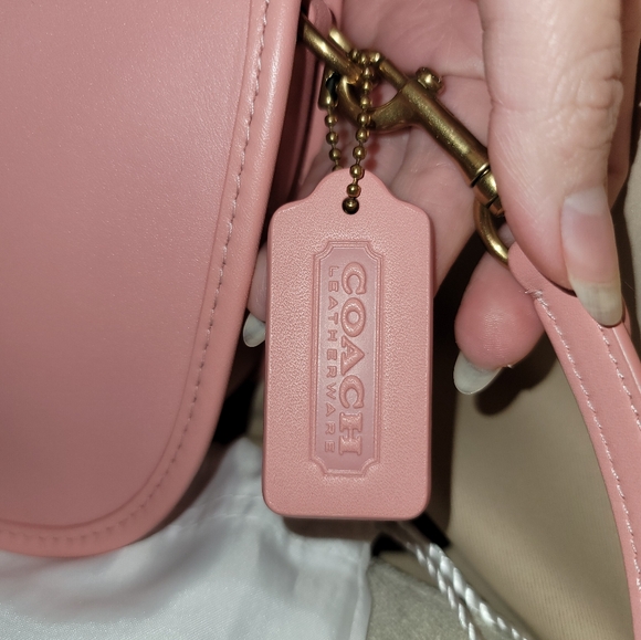 Coach Swinger in HTF color Candy Pink - Picture 4 of 10